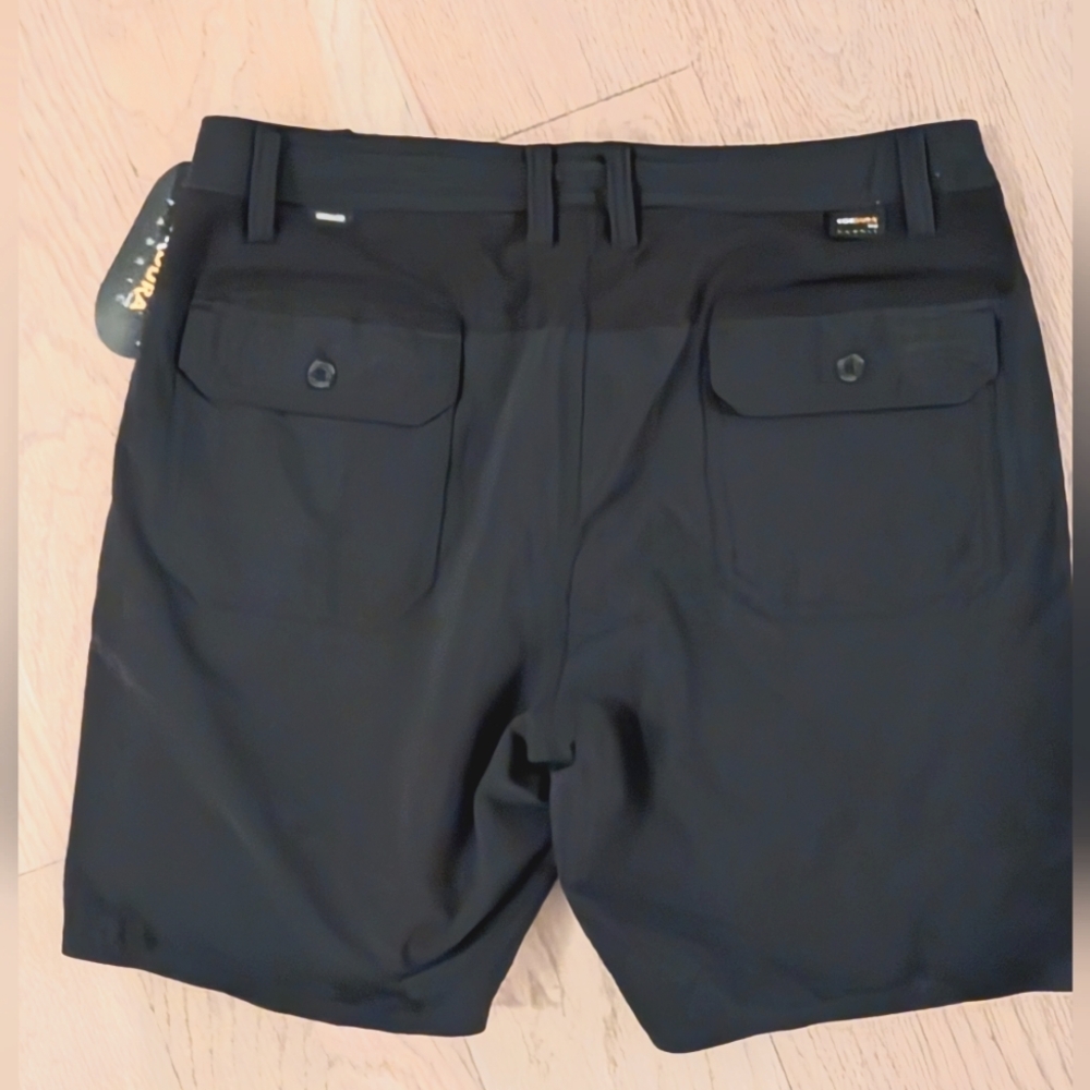 NWT: Men's Rip Curl Shorts - Picture 2 of 3